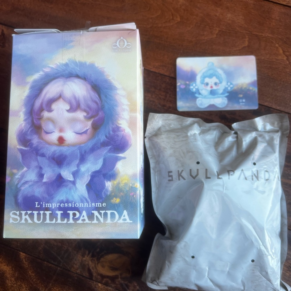 SOLD

Skullpanda L'impressionnisme Confirmed Dew Pop Mart